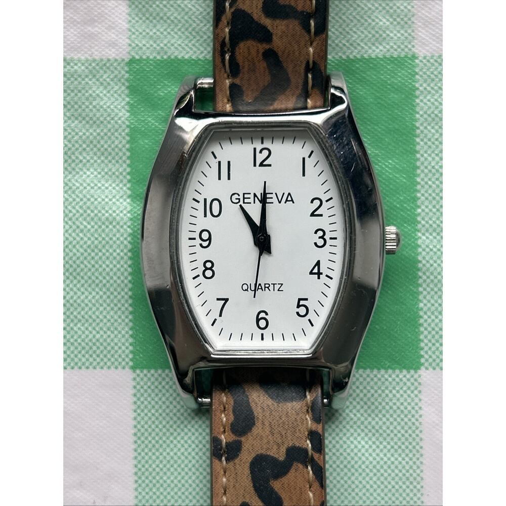 Geneva Silver Tone Cheetah Print Band Women’s Quartz Watch